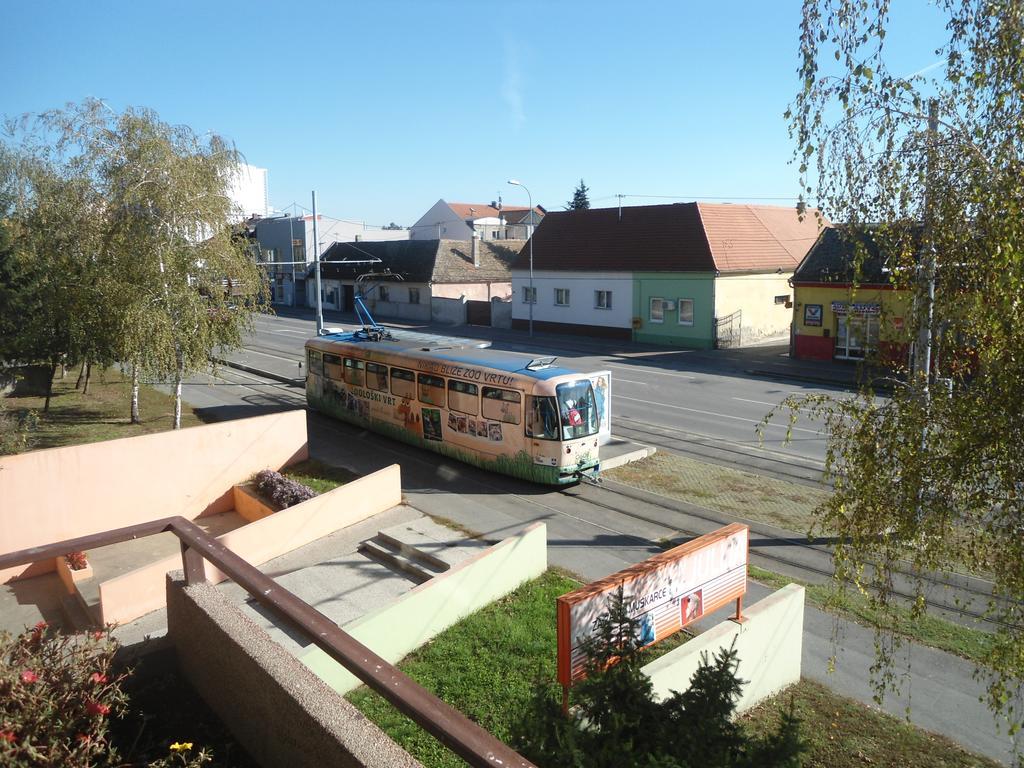 Apartman Osijek Exterior foto