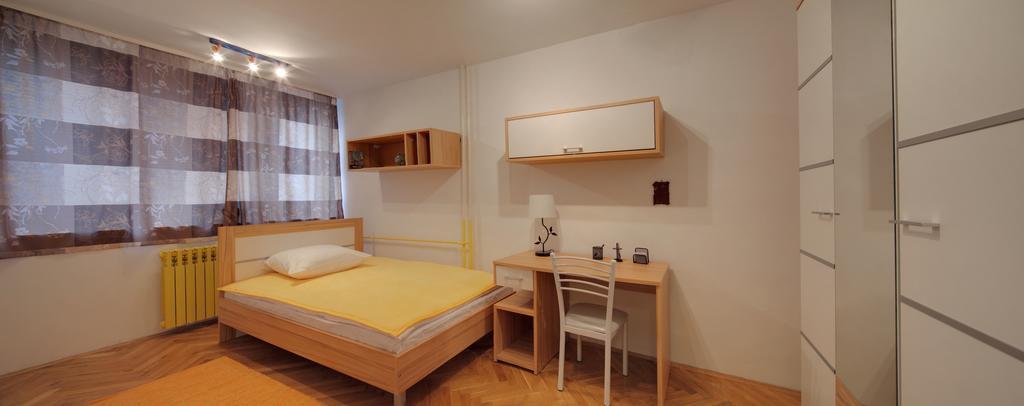Apartman Osijek Exterior foto